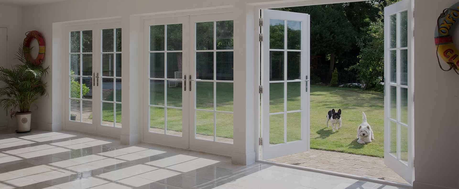 Dörrar Och Fönster